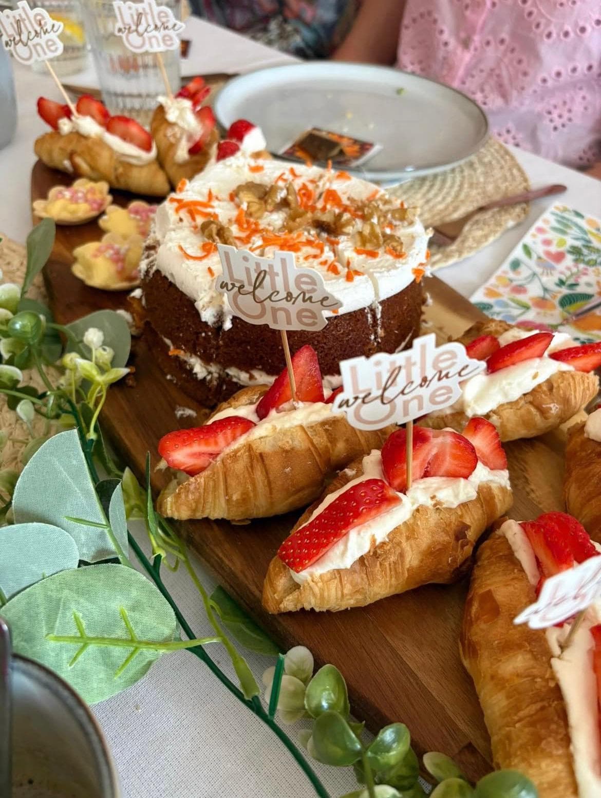 Verzorgde brunch en gebakjes in Ons Plekje Zoetermeer.